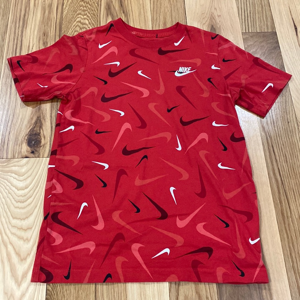 Nike Tee - red/orange/black white